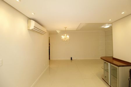 Apartamento à venda com 81m², 2 quartos e 1 vagaSala