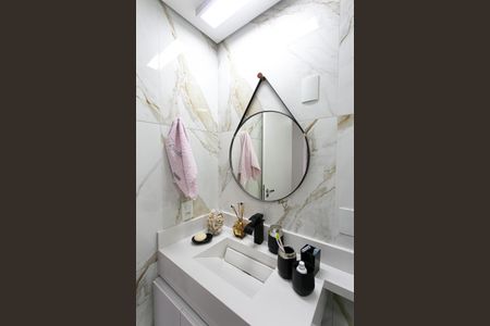 Apartamento à venda com 69m², 2 quartos e 1 vaga Apartamento à venda com 69m², 2 quartos e 1 vagaBanheiro Social