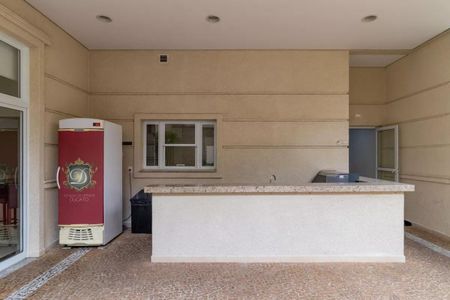 Apartamento à venda com 212m², 3 quartos e 5 vagas Apartamento à venda com 212m², 3 quartos e 5 vagasChurrasqueira