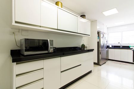 Apartamento à venda com 212m², 3 quartos e 5 vagas Apartamento à venda com 212m², 3 quartos e 5 vagasCozinha