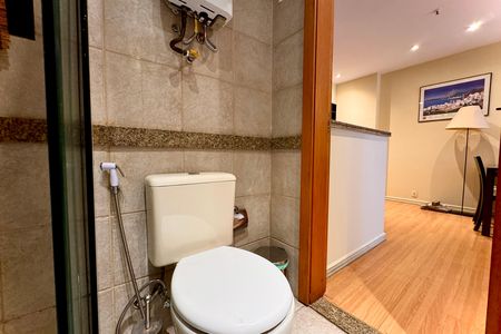 Apartamento para alugar com 56m², 1 quarto e 1 vaga Apartamento para alugar com 56m², 1 quarto e 1 vagaBanheiro