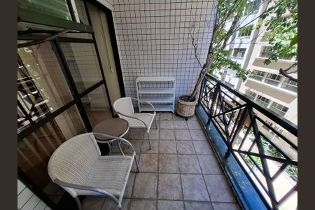 Apartamento para alugar com 56m², 1 quarto e 1 vagaVaranda 