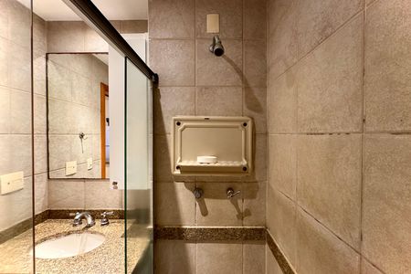 Apartamento para alugar com 56m², 1 quarto e 1 vaga Apartamento para alugar com 56m², 1 quarto e 1 vagaBanheiro