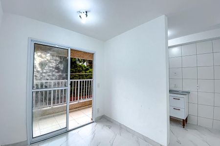 Apartamento para alugar com 45m², 2 quartos e 1 vagaSala