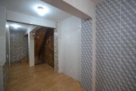 Sala de casa para alugar com 1 quarto, 218m² em Manoel Reis, Nilópolis