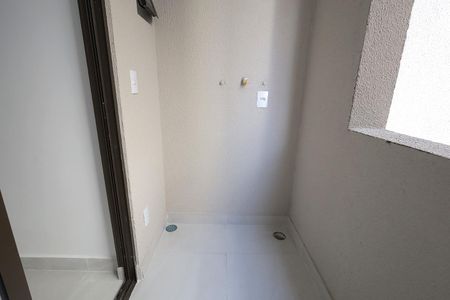 Apartamento para alugar com 56m², 2 quartos e 1 vagaSacada Cozinha e Área de Serviço