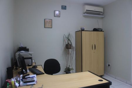 Casa para alugar com 237m², 3 quartos e 4 vagasSala