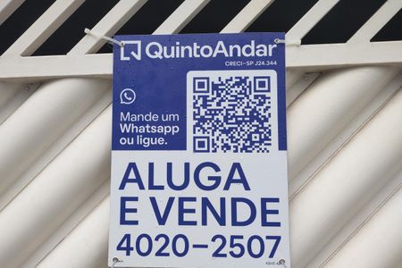 Casa para alugar com 237m², 3 quartos e 4 vagas Casa para alugar com 237m², 3 quartos e 4 vagasPlaquinha