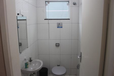 Casa para alugar com 237m², 3 quartos e 4 vagasBanheiro 2