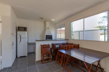 Apartamento à venda com 42m², 2 quartos e 1 vaga Apartamento à venda com 42m², 2 quartos e 1 vagaÁrea comum - Salão de festas