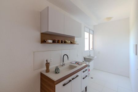 Apartamento à venda com 42m², 2 quartos e 1 vaga Apartamento à venda com 42m², 2 quartos e 1 vagaCozinha e Área de Serviço