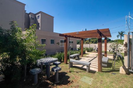 Apartamento à venda com 41m², 2 quartos e 1 vaga Apartamento à venda com 41m², 2 quartos e 1 vagaÁrea comum - Salão de festas