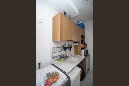 Cozinha de apartamento à venda com 2 quartos, 41m² em Campo Novo, Porto Alegre