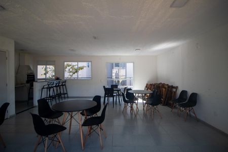 Apartamento à venda com 41m², 2 quartos e 1 vaga Apartamento à venda com 41m², 2 quartos e 1 vagaÁrea comum - Salão de festas