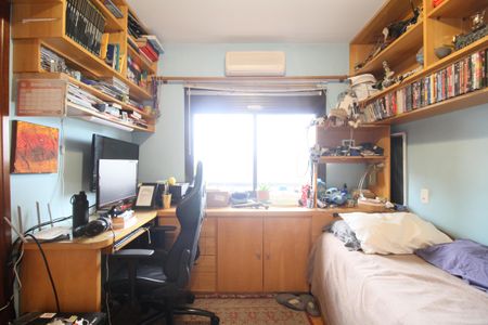 Apartamento à venda com 213m², 4 quartos e 4 vagasSuíte 2