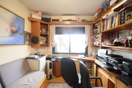 Apartamento à venda com 213m², 4 quartos e 4 vagasSuíte 2