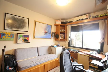 Apartamento à venda com 213m², 4 quartos e 4 vagasSuíte 2