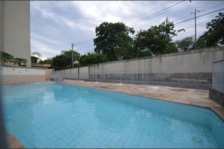 Apartamento para alugar com 51m², 2 quartos e 1 vagaÁrea comum - Piscina