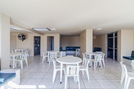 Apartamento à venda com 60m², 2 quartos e sem vagaÁrea comum - Salão de festas