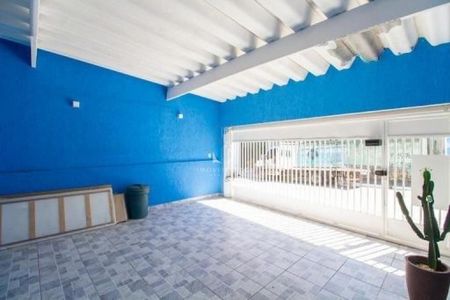 Casa para alugar com 240m², 3 quartos e 2 vagas