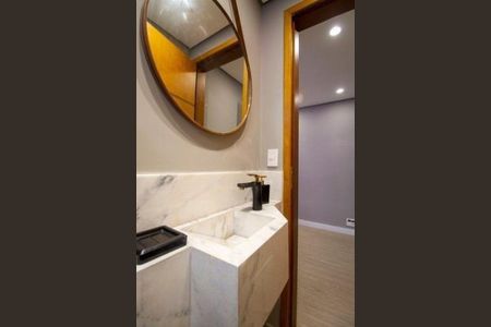 Casa para alugar com 240m², 3 quartos e 2 vagas