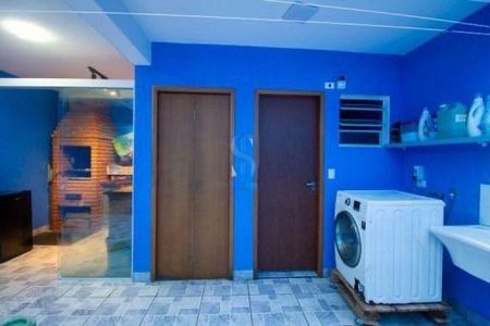 Casa para alugar com 240m², 3 quartos e 2 vagas