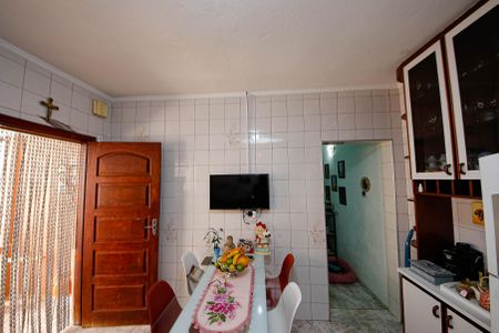 Casa à venda com 200m², 4 quartos e 2 vagas Casa à venda com 200m², 4 quartos e 2 vagasCozinha
