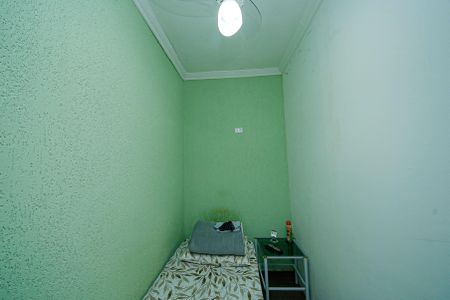 Casa à venda com 200m², 4 quartos e 2 vagas Casa à venda com 200m², 4 quartos e 2 vagasQuarto