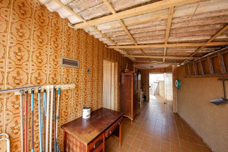 Casa à venda com 200m², 4 quartos e 2 vagas Casa à venda com 200m², 4 quartos e 2 vagasÁrea externa