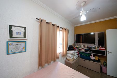 Casa à venda com 200m², 4 quartos e 2 vagas Casa à venda com 200m², 4 quartos e 2 vagasQuarto 2