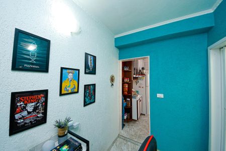 Casa à venda com 200m², 4 quartos e 2 vagas Casa à venda com 200m², 4 quartos e 2 vagasEscritório