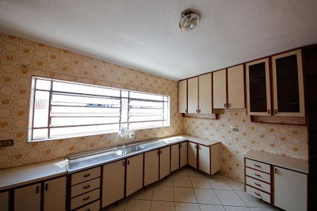 Casa à venda com 200m², 4 quartos e 2 vagas Casa à venda com 200m², 4 quartos e 2 vagasCozinha