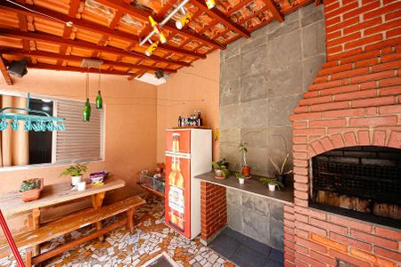 Casa à venda com 200m², 4 quartos e 2 vagas Casa à venda com 200m², 4 quartos e 2 vagasÁrea gourmet