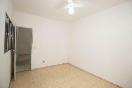 Casa à venda com 109m², 4 quartos e 1 vaga Casa à venda com 109m², 4 quartos e 1 vagaSuíte