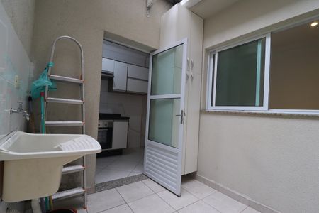 Apartamento para alugar com 55m², 2 quartos e 1 vagaÁrea de Serviço