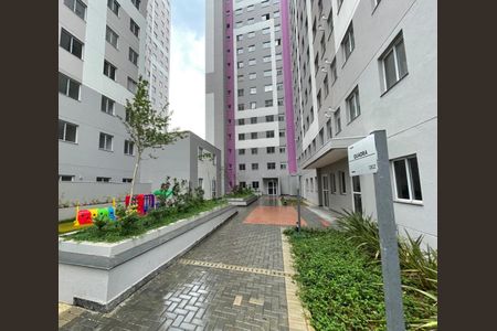 Apartamento à venda com 37m², 2 quartos e sem vagaÁrea comum