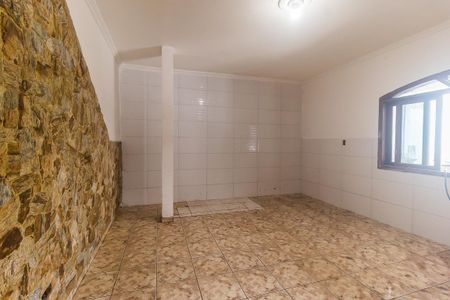 Casa para alugar com 84m², 2 quartos e 1 vaga Casa para alugar com 84m², 2 quartos e 1 vagaQuarto