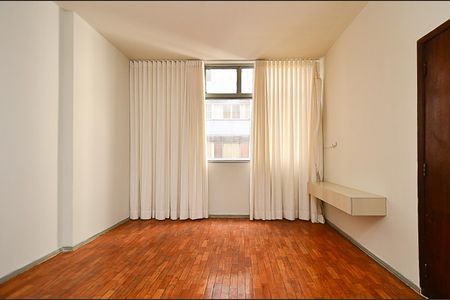 Sala de Estar de apartamento para alugar com 2 quartos, 91m² em Centro, Belo Horizonte