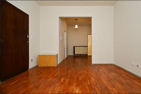 Apartamento para alugar com 91m², 2 quartos e sem vaga Apartamento para alugar com 91m², 2 quartos e sem vagaSala de Jantar