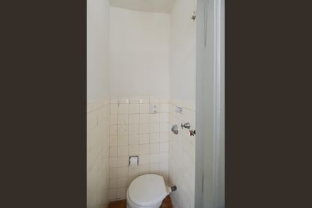 Apartamento para alugar com 91m², 2 quartos e sem vaga Apartamento para alugar com 91m², 2 quartos e sem vagaBanheiro de serviço