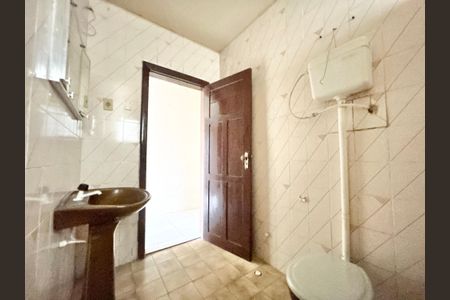 Casa para alugar com 130m², 3 quartos e 1 vagaBanheiro 