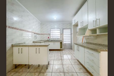 Casa à venda com 250m², 3 quartos e 3 vagas Casa à venda com 250m², 3 quartos e 3 vagasCozinha