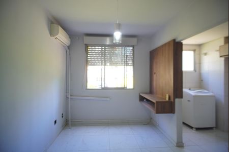 Sala de apartamento à venda com 3 quartos, 62m² em Jardim Itu, Porto Alegre