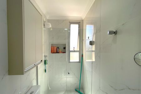 Apartamento à venda com 78m², 2 quartos e 1 vaga Apartamento à venda com 78m², 2 quartos e 1 vagaBanheiro