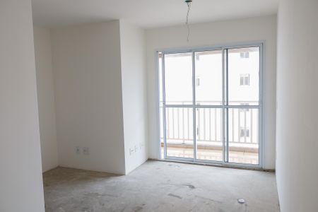 sala de apartamento à venda com 2 quartos, 61m² em Km 18, Osasco