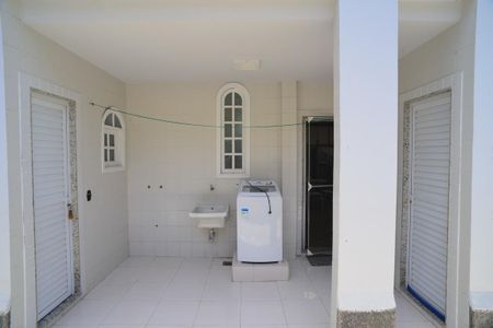 Casa de condomínio à venda com 550m², 5 quartos e 6 vagasÁrea de Serviço