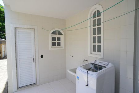 Casa de condomínio à venda com 550m², 5 quartos e 6 vagasÁrea de Serviço