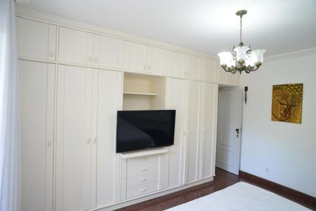 Casa de condomínio à venda com 550m², 5 quartos e 6 vagasSuíte Principal