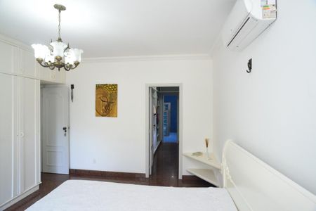 Casa de condomínio à venda com 550m², 5 quartos e 6 vagasSuíte Principal