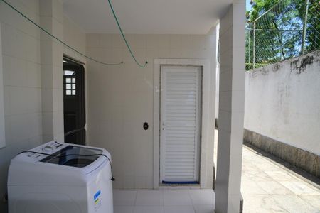 Casa de condomínio à venda com 550m², 5 quartos e 6 vagasÁrea de Serviço